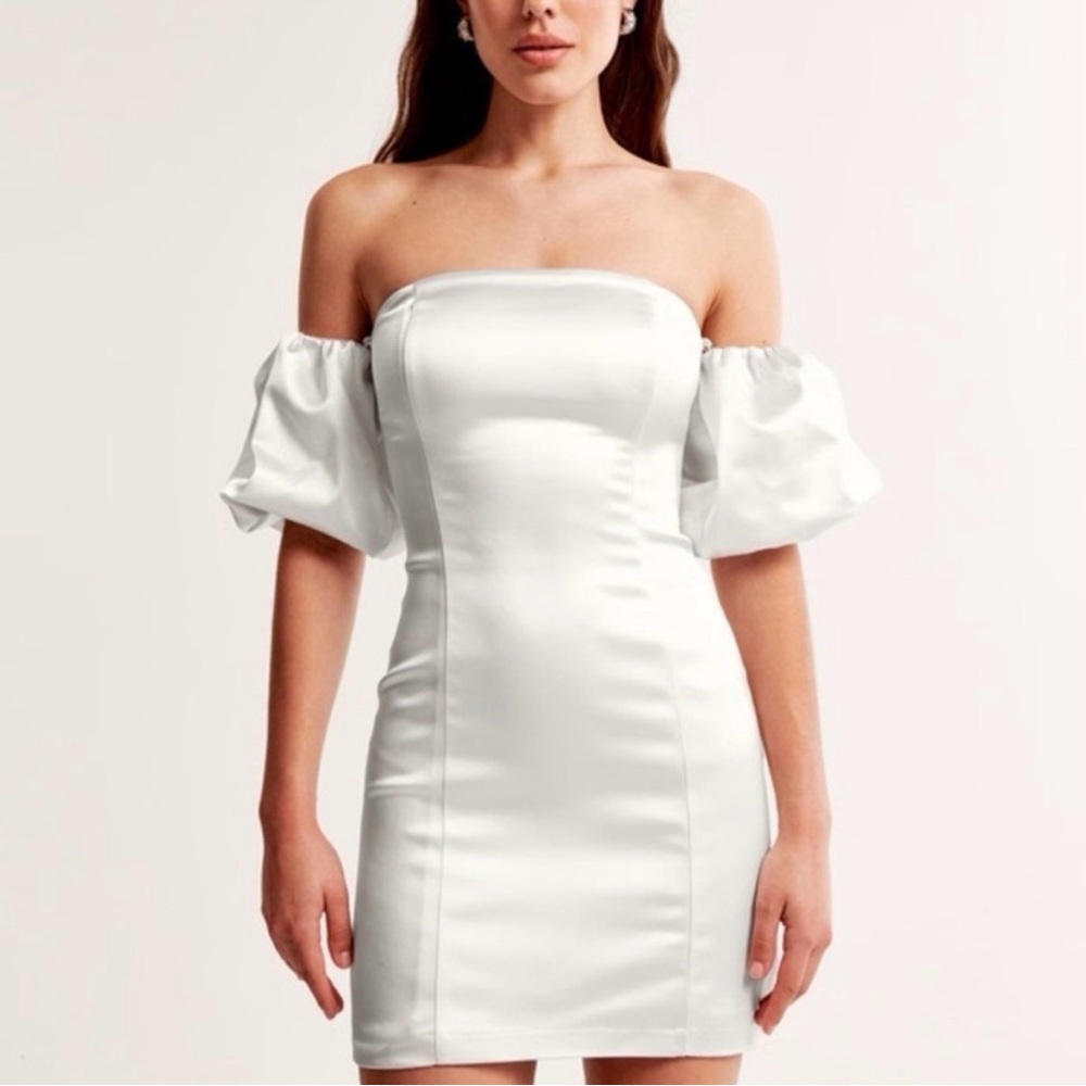 Abercrombie & Fitch White Off-Shoulder Bubble Sleeve Dress w removable sleeves